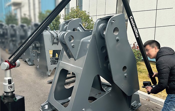 Detection of dimensional accuracy of engineering vehicle components