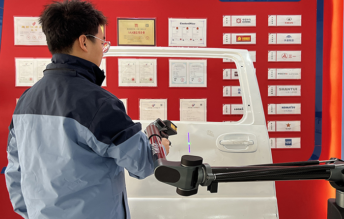 Automobile door exterior scanning